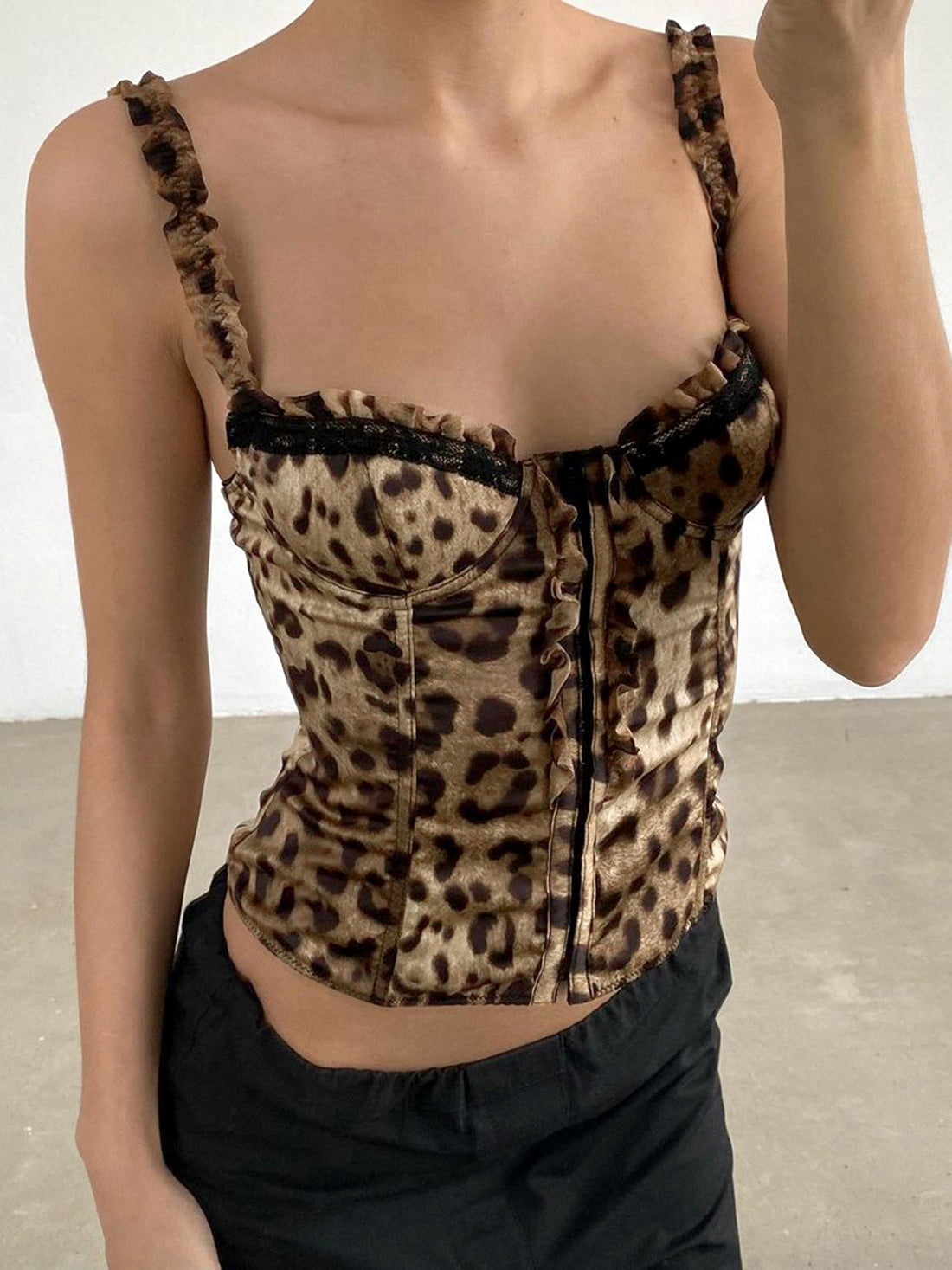 Yohana Leopard Lace Crop Top
